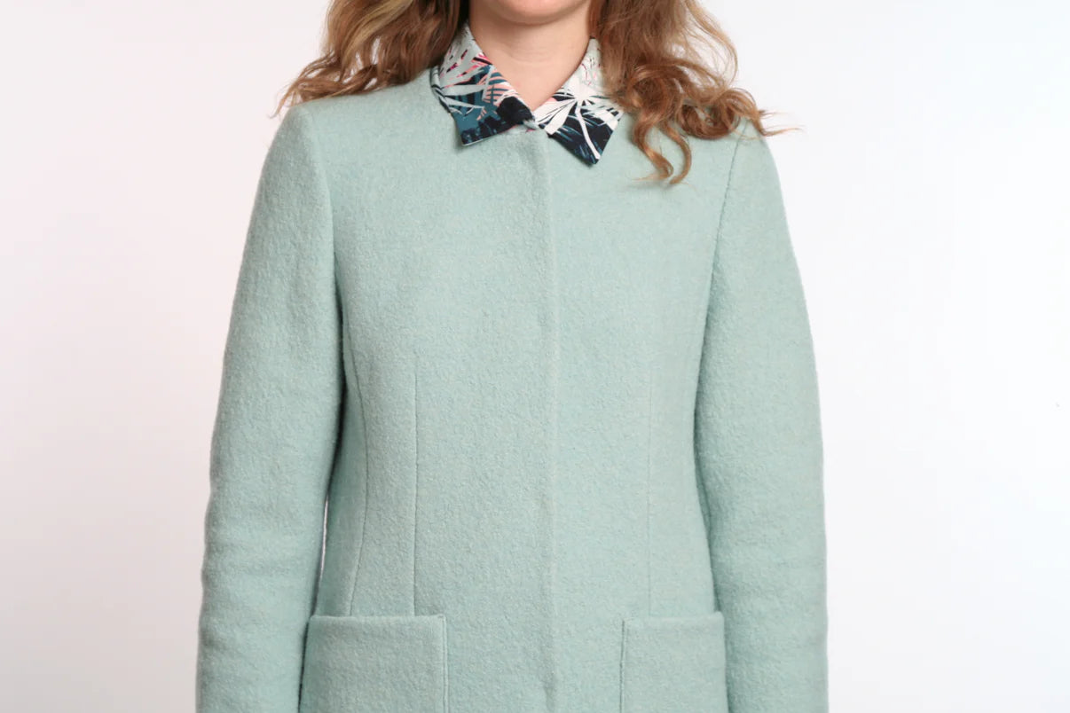 Papierschnittmuster Premium Kurzmantel Ebony