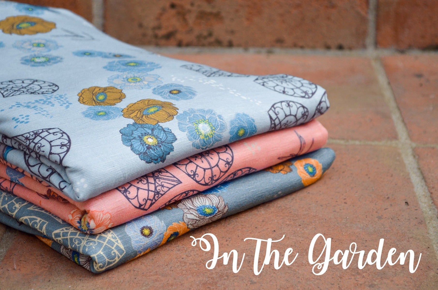 Slub-Jersey Viskose Swafing In the Garden by Bienvenido Colorido - Blumen und Vögel - koralle