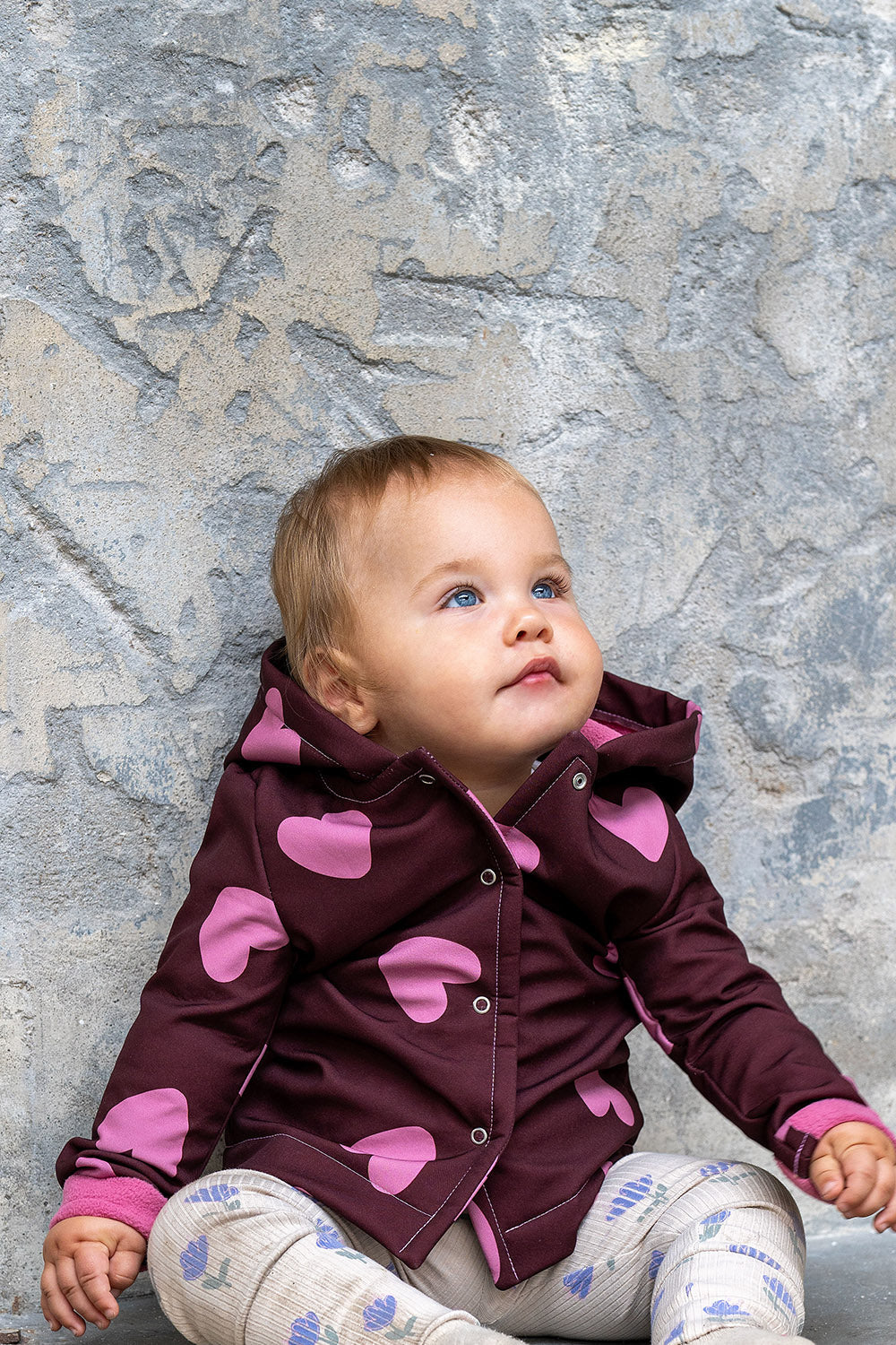 💕 Softshell Stoff - Herzen - Bordeauxrot