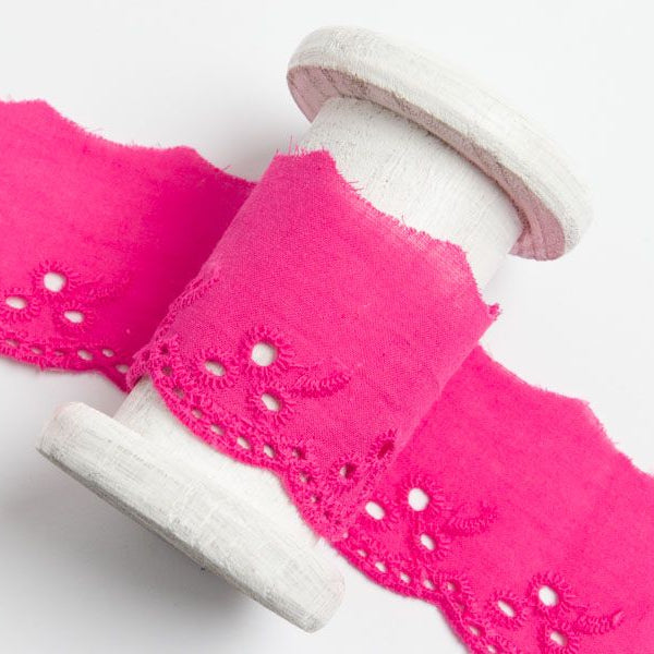 Spitze Broderie Baumwolle ca. 42mm - Blätterzweige