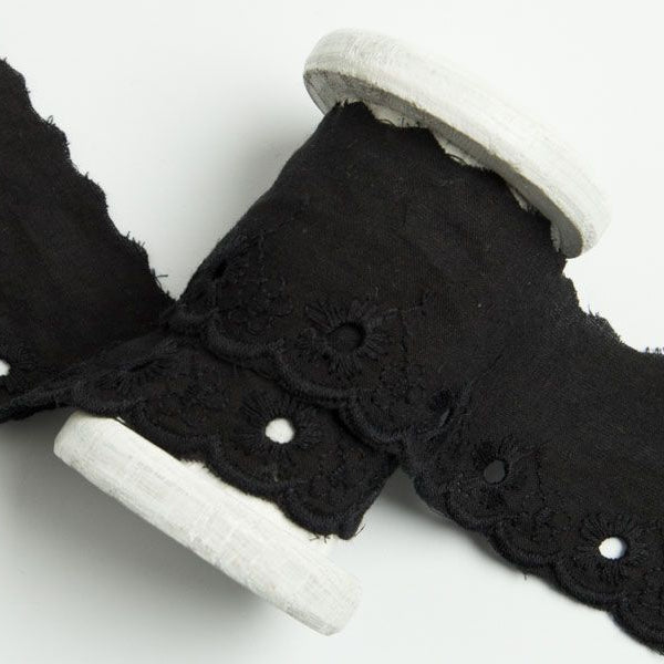 Spitze Broderie Baumwolle ca. 25mm - Blumen