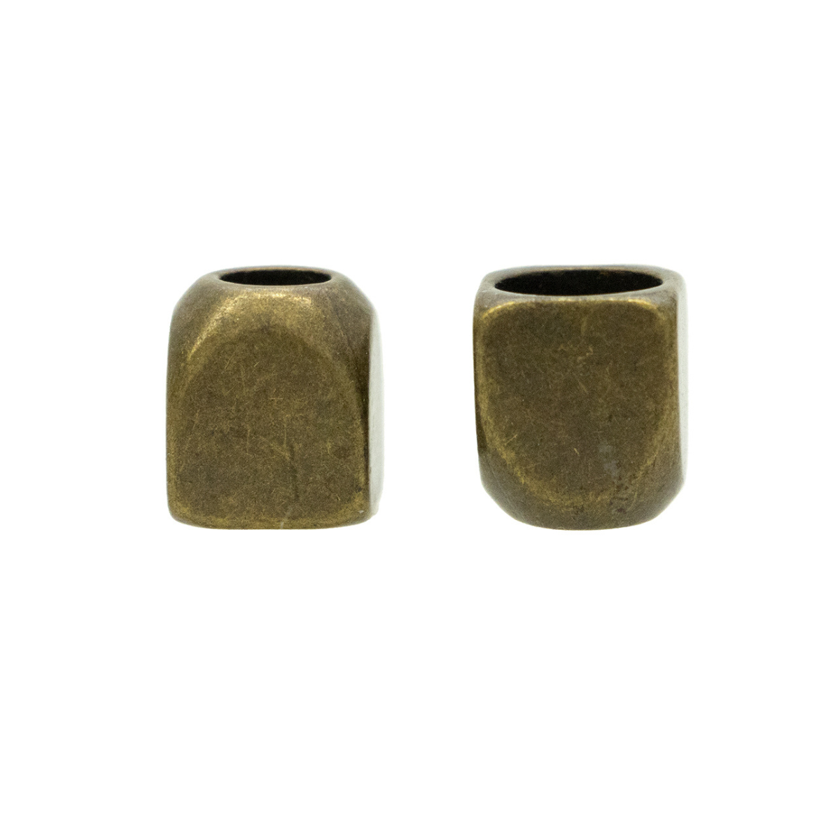 4 Kordelenden - ca. 8 x 9 mm - für Kordeln mit max. 3 mm Durchmesser - messing
