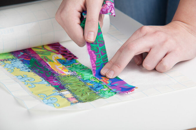 FILMOPLAST H 54- Selbstklebende Stickunterlage zum ausreissen