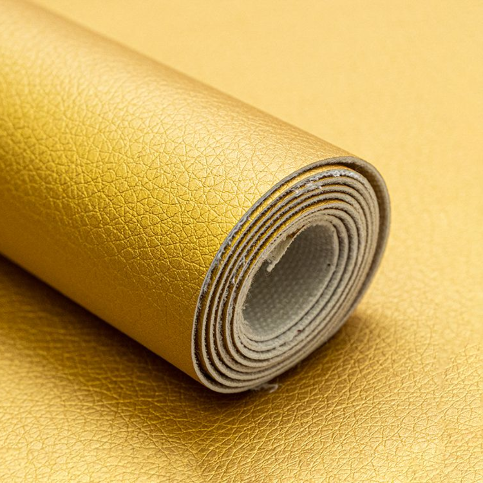 Struktur_Kunstleder_Brilliant_Coupon_ca_50_cm_x_70_cm_-_metallic