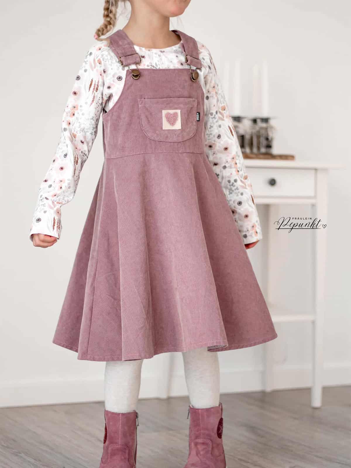 Papierschnittmuster - Twirly Latz