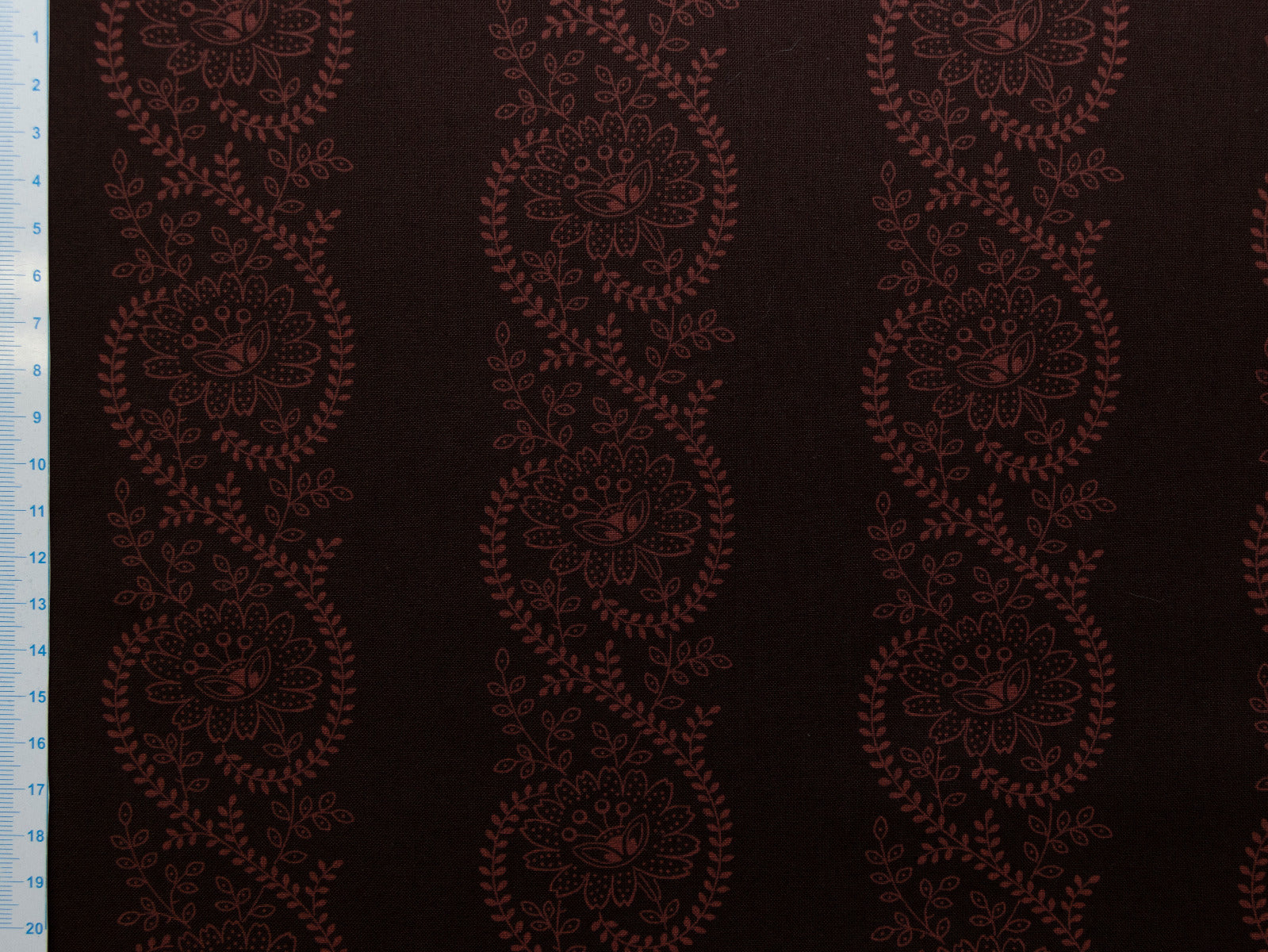 Webware Baumwolle Renforcé mercerisiert für Trachten - Paisely-Streifen - dunkelbraun