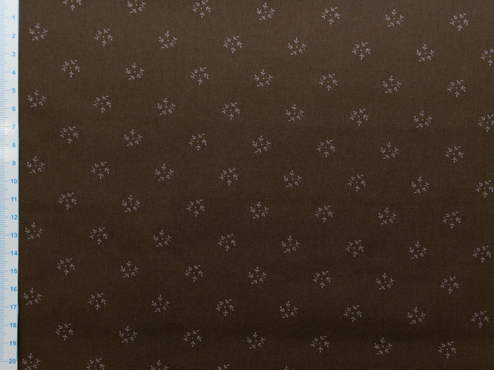 Webware Baumwolle Renforcé mercerisiert für Trachten - kreisförmige Zweige - braun