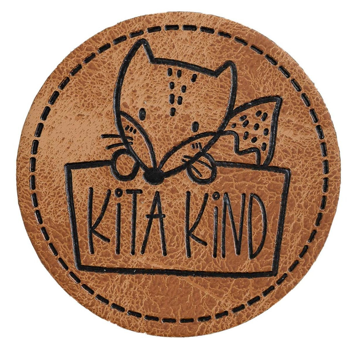 Jessy Sewing Kunstleder-Label mit aufgedruckter Nähnaht - "Kita Kind" - braun
