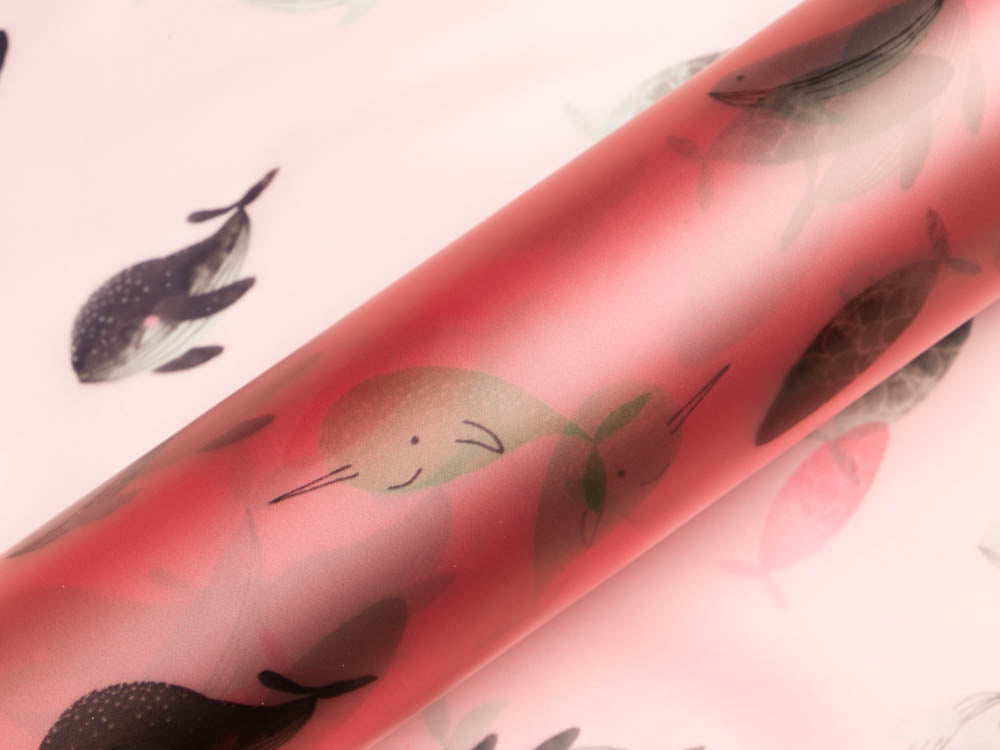 Halbtransparenter Regenjackenstoff - verschiedene Meerestiere - altrosa