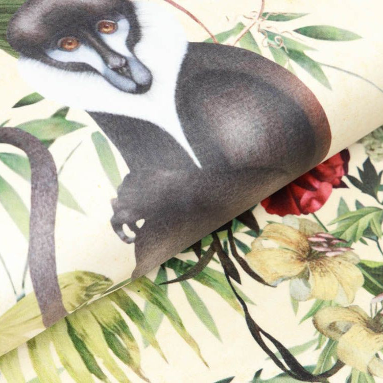 Velvet Digitaldruck - Affen und Schmetterlinge auf Blumen