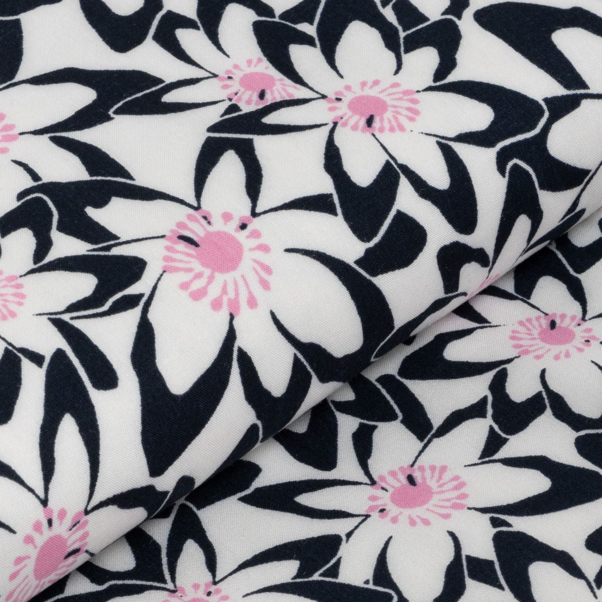 Webware Viskose - Blumenwiese - nachtblau/weiß