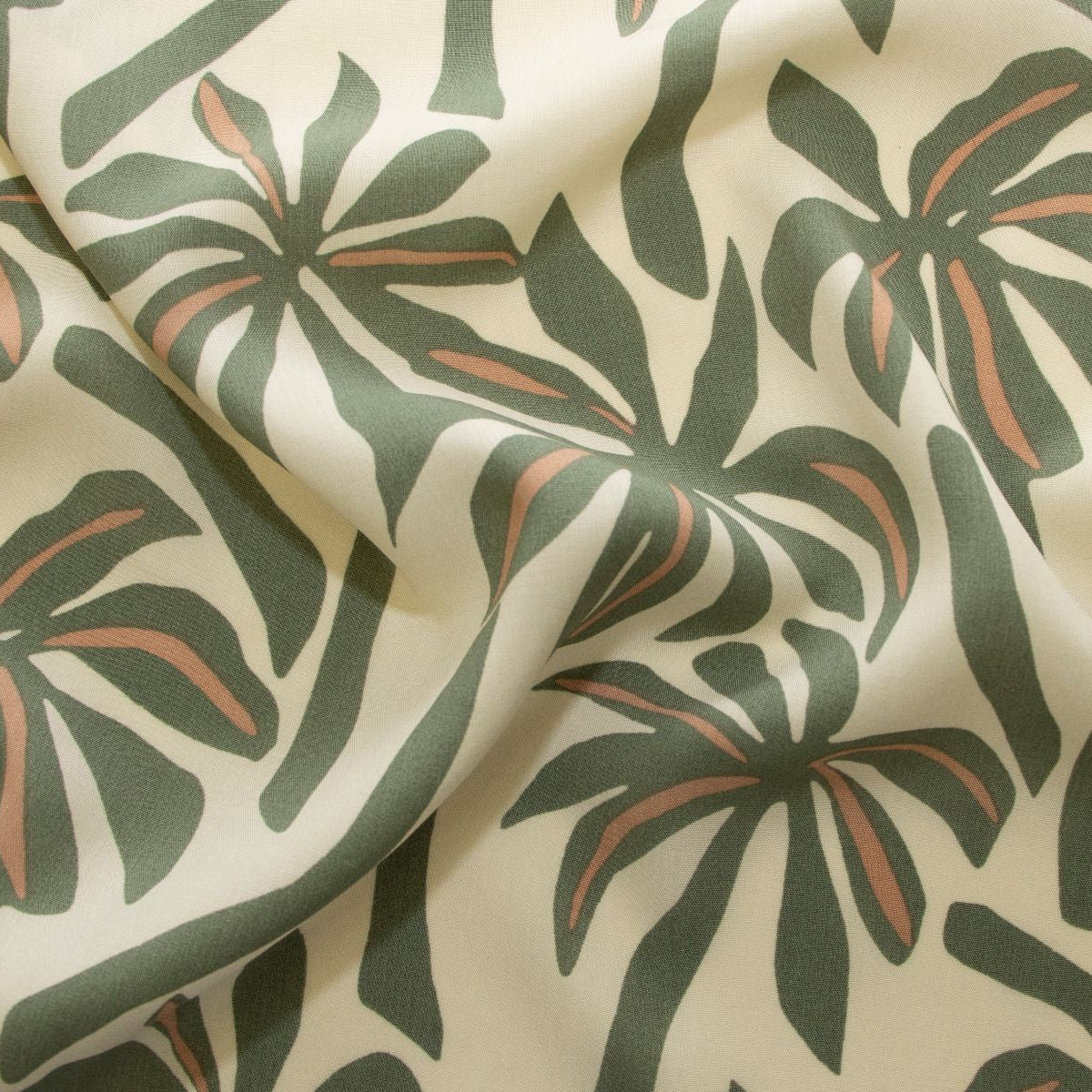 Webware Viskose Radiance - Palmen - creme - grün