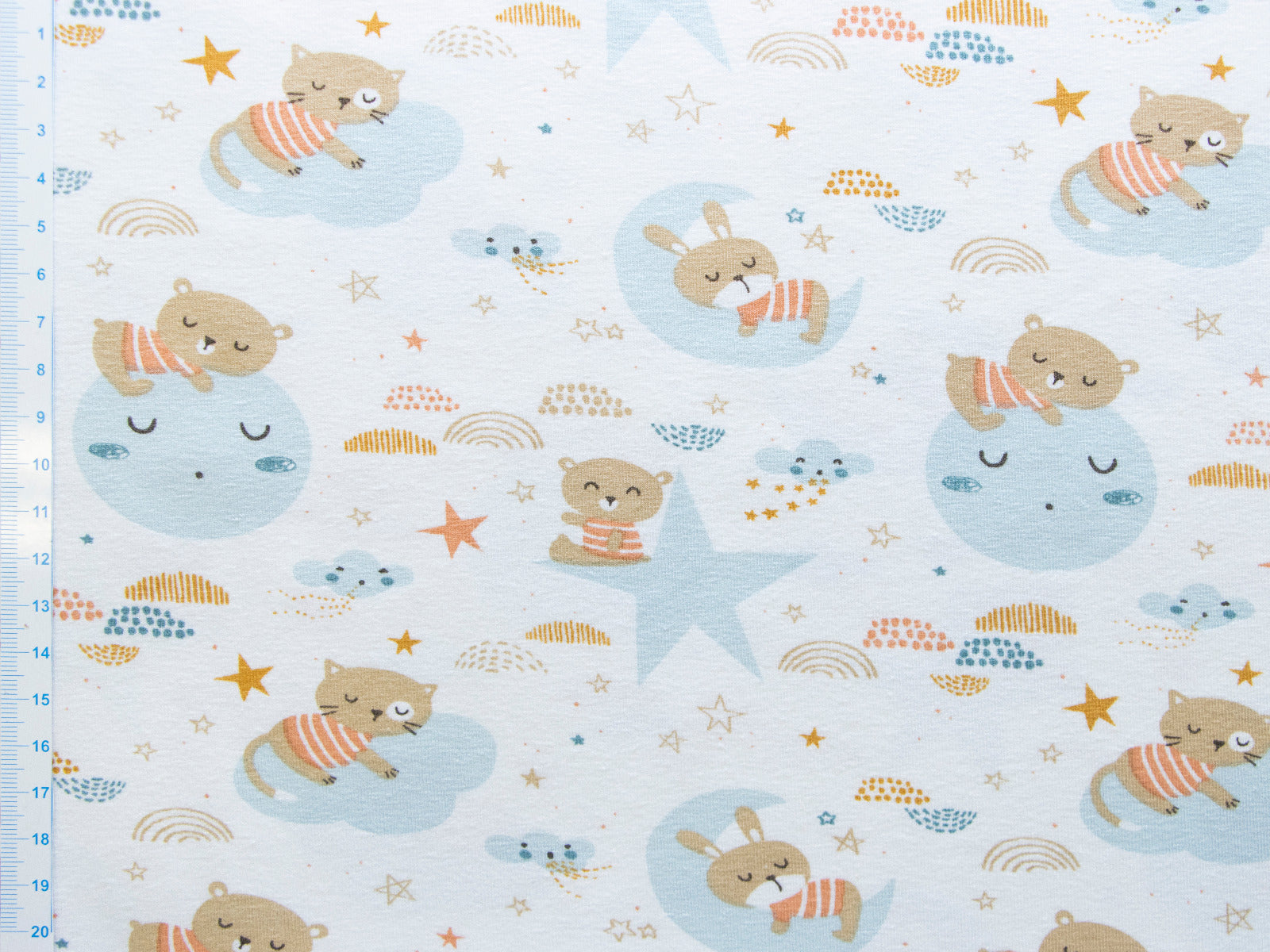 Jersey - schlafende Tierkinder - weiß