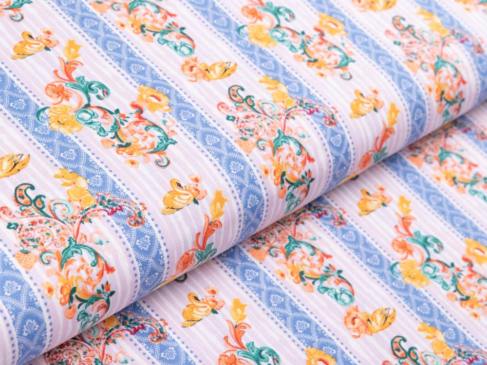 Webware Baumwolle by Klaranähta - florales Muster