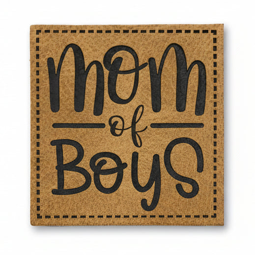 Jessy Sewing Kunstleder-Label mit aufgedruckter Nähnaht - "mom of boys" - braun