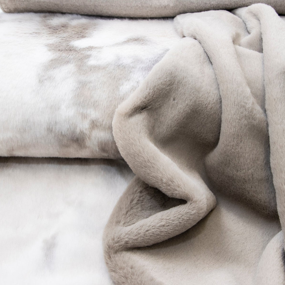 Fell Pelz Imitat deluxe - Batik - beige-grau