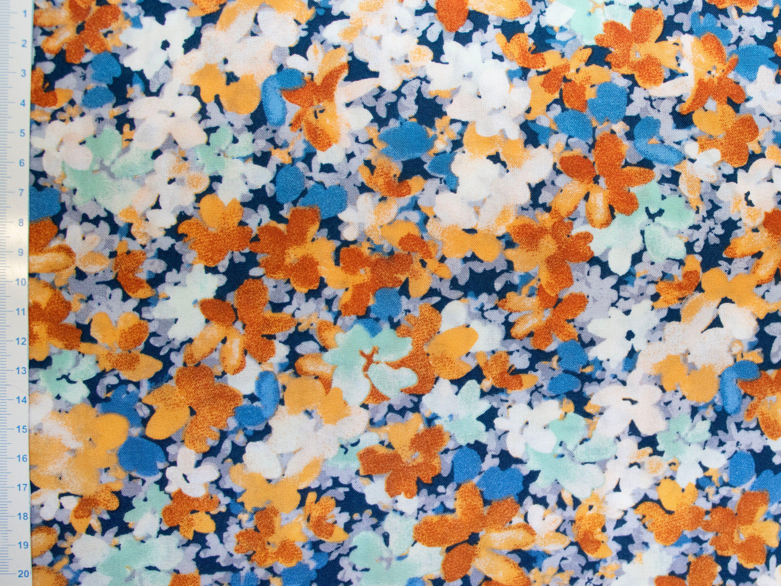 Webware Viskose - verschiedene Blümchen