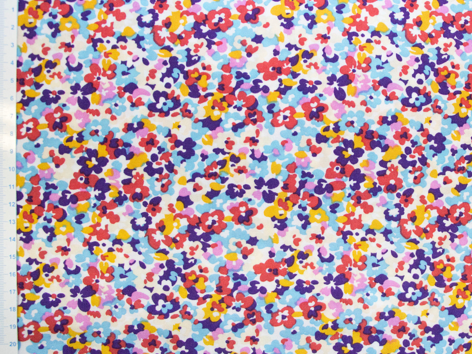 Webware Viskose - kleine Blümchen