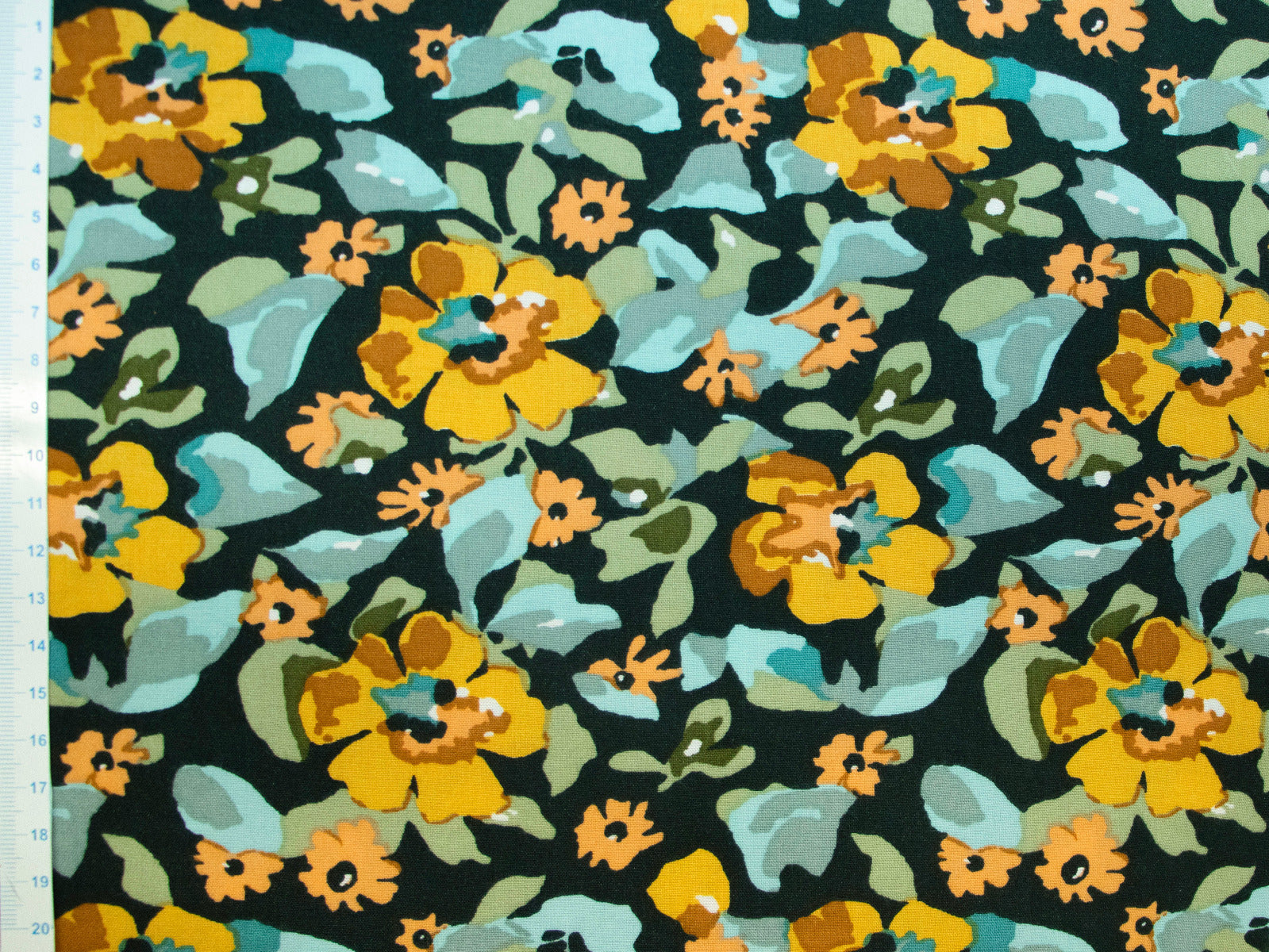 Webware Viskose - Blümchen - dunkelgrün