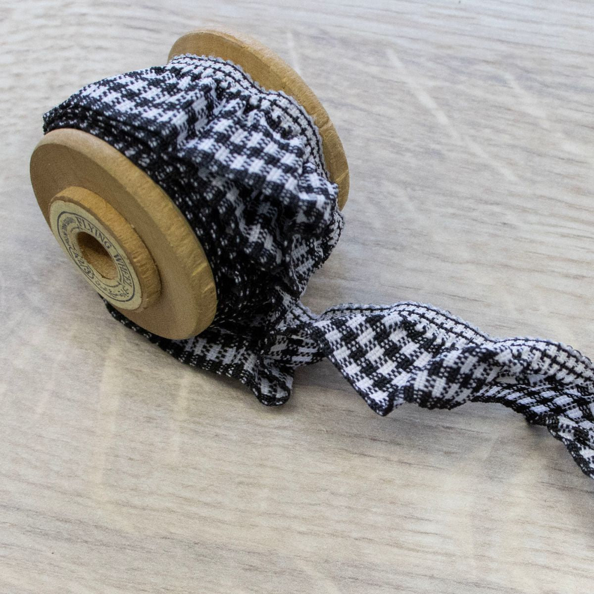 Elastisches Rüschenband ca. 2 cm breit - Karo - weiß - schwarz