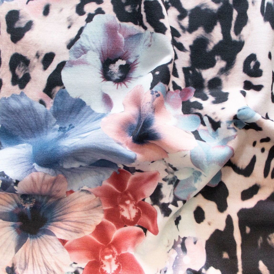 Jersey Digitaldruck - Florales Muster mit Animalprint - Rosa