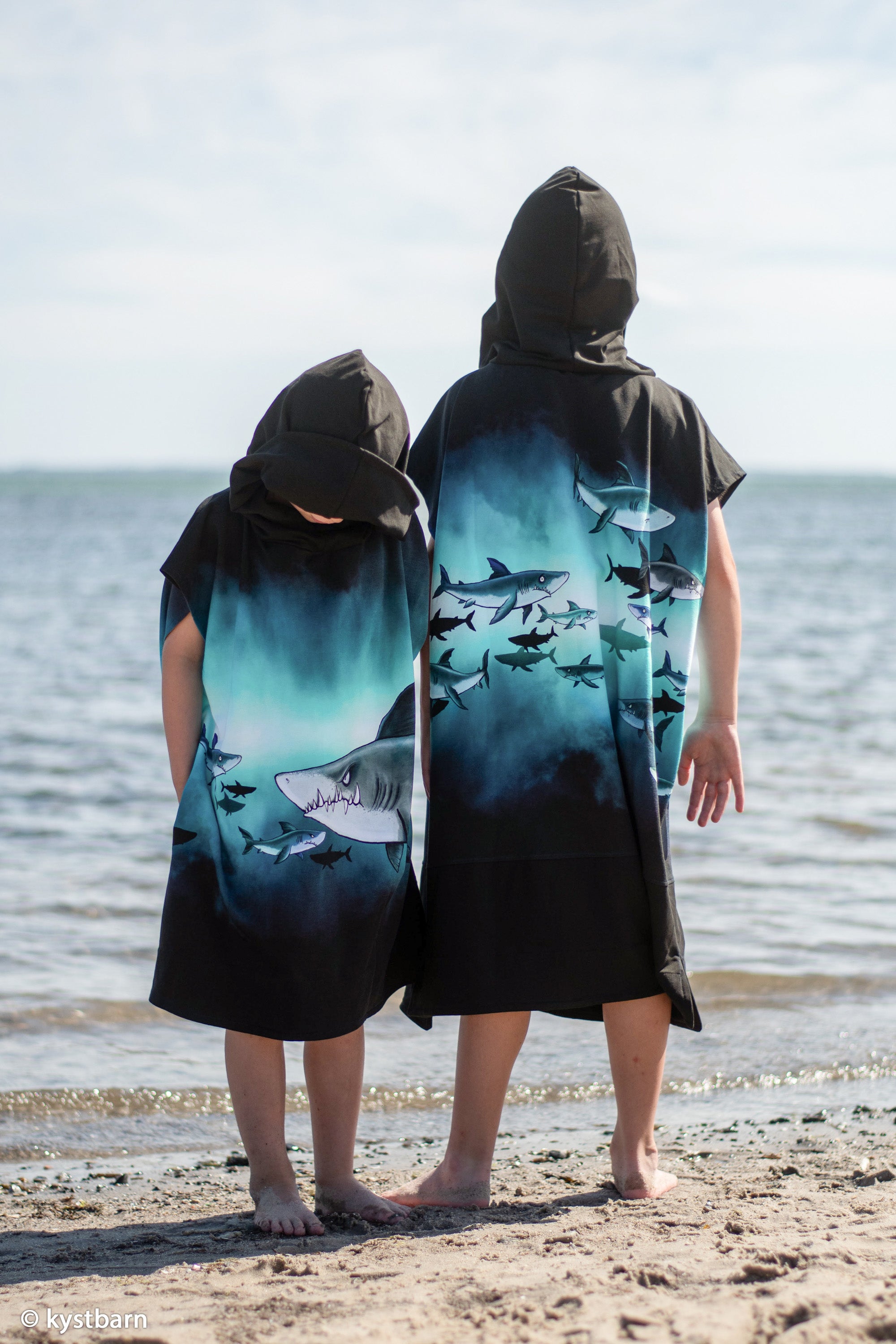 French Terry Swafing PANEL ca. 85 cm x 150 cm Shark Tank by Thorsten Berger - türkis