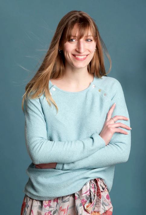 Papierschnittmuster Pulli Lova