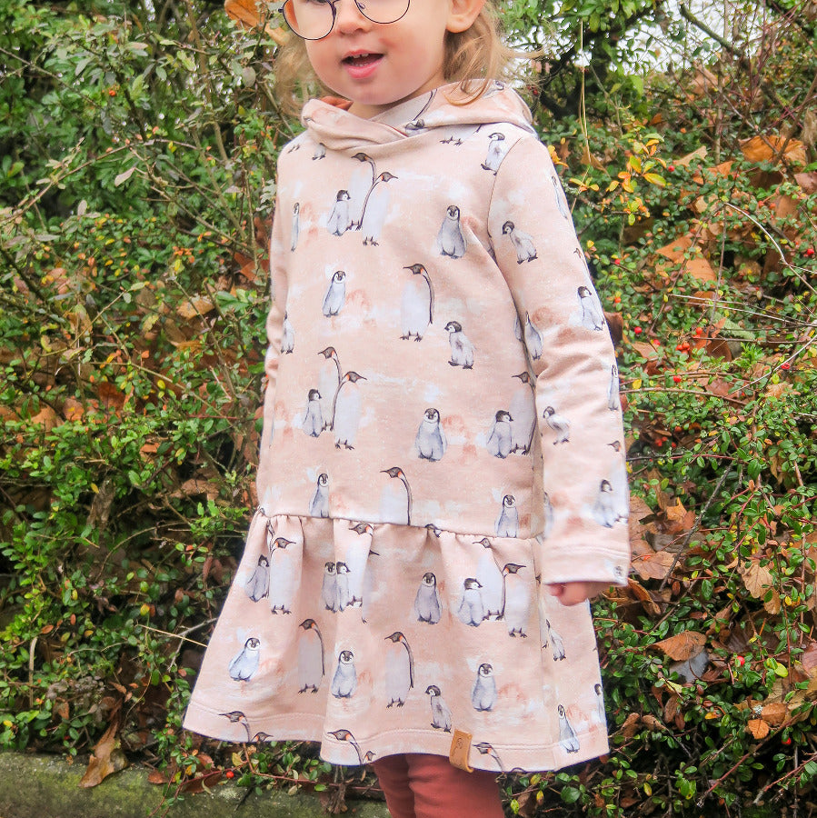 Angerauter Sweat Swafing - Beyond Nordic by Christiane Zielinski- Pinguine - beige