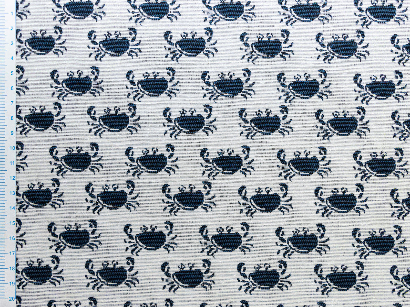 Jacquard gewebt - Polster-, Deko- u. Taschenstoff - Krabben - grau