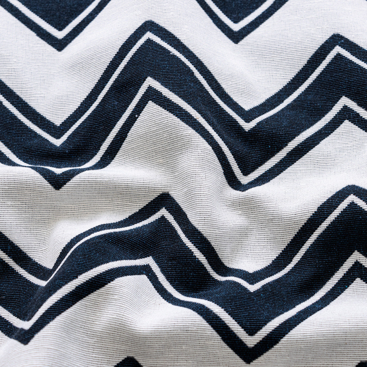 Gewebter Jacquard - Polster-, Deko- u. Taschenstoff - Chevrons - blau - grau