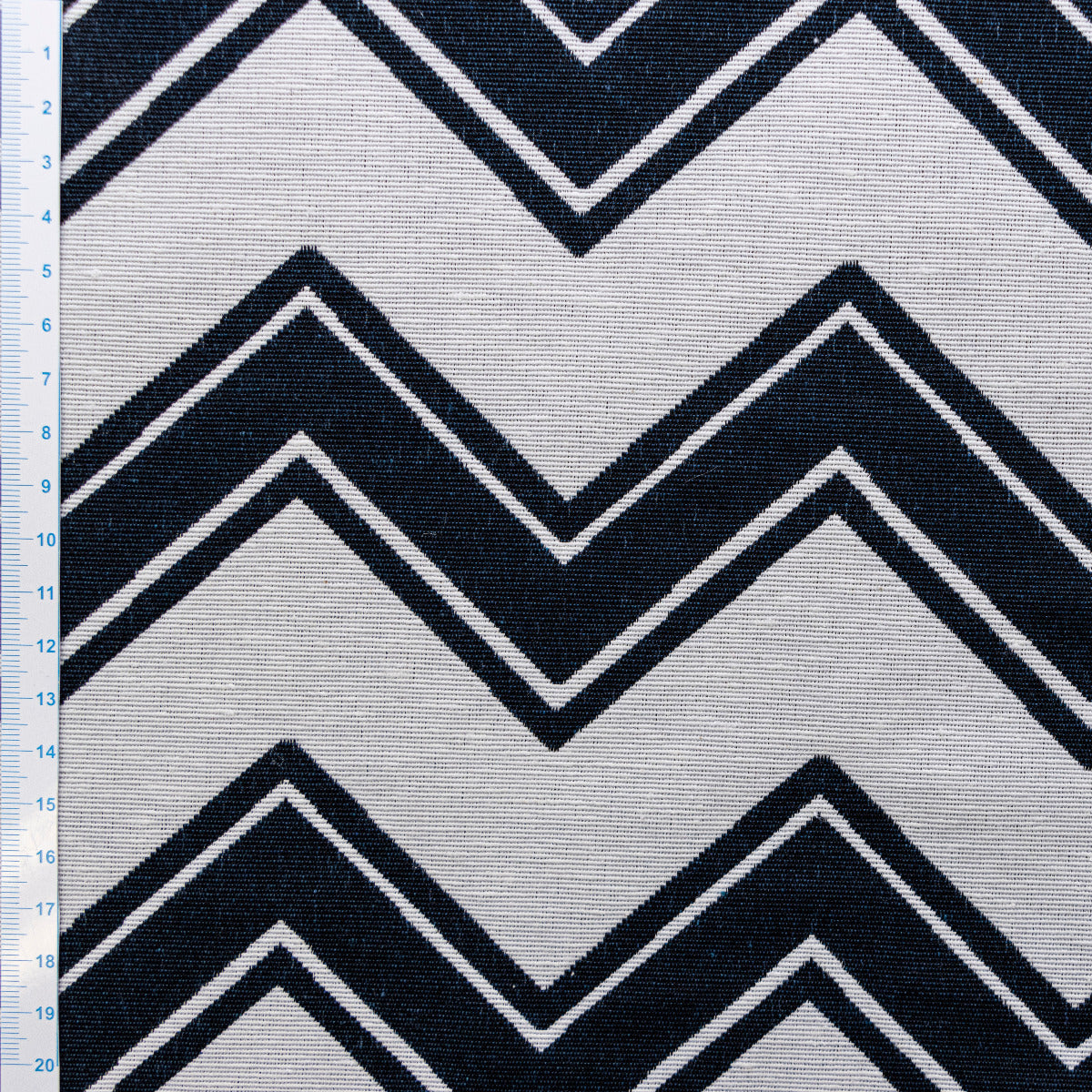 Gewebter Jacquard - Polster-, Deko- u. Taschenstoff - Chevrons - blau - grau