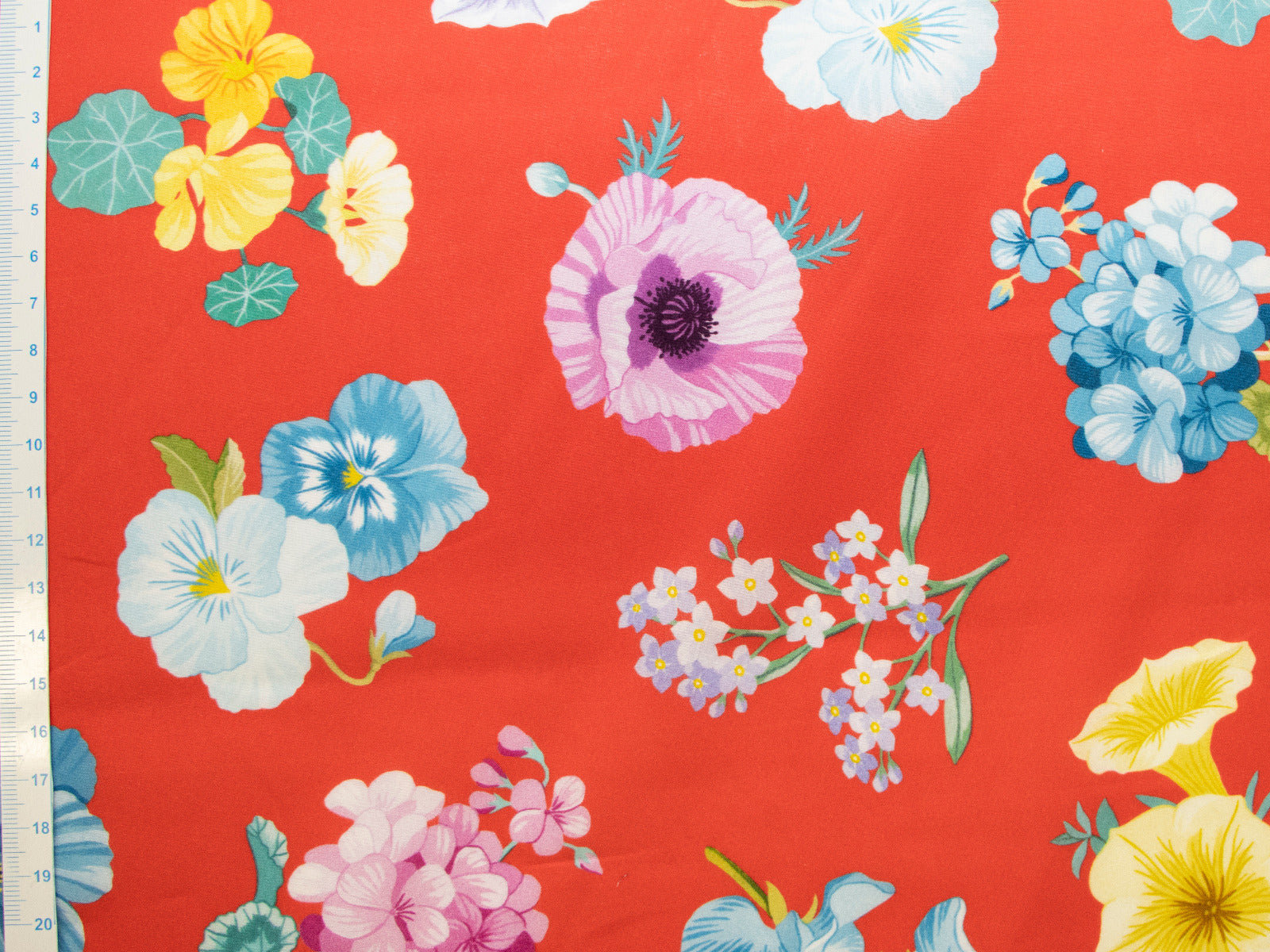 Bio-BW gewebt-Tana Lawn™-seidenartig-luxuriös - Liberty Fabrics - Mrs Gardener - rot