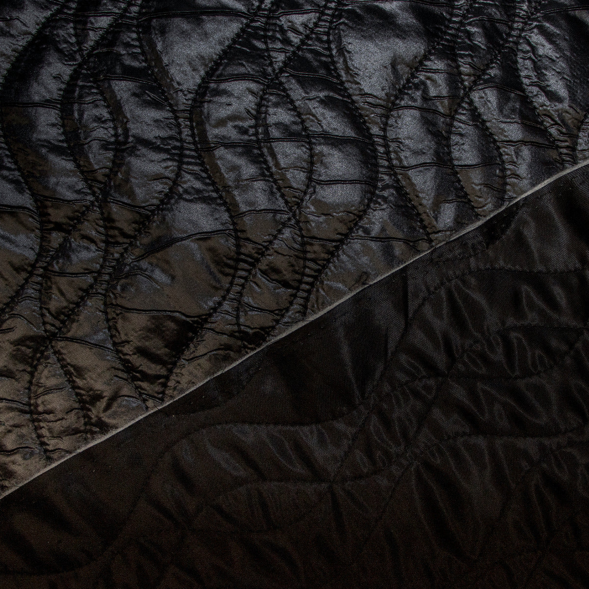 Stepper Jackenstoff - Wellenmuster - schwarz