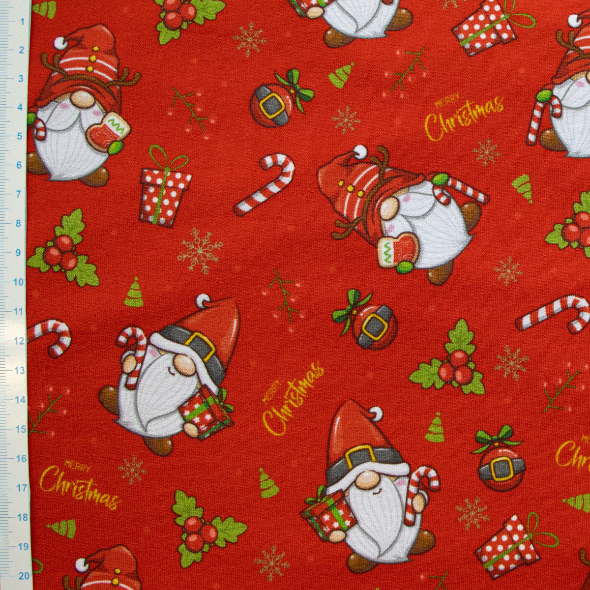 Leicht angerauter Sweat Swafing Holly - Weihnachtszwerge - rot