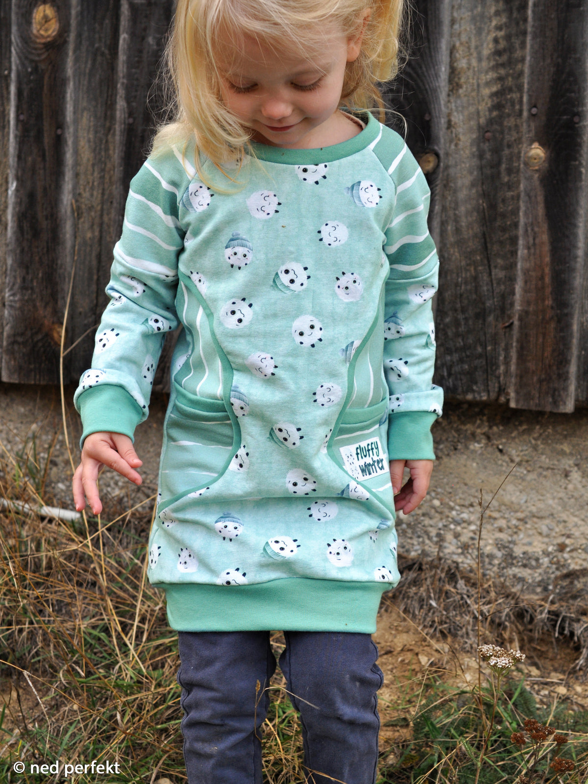 French Terry Swafing - Fluffy by Mrs Mint - flauschige Schneewesen im Wald - mint