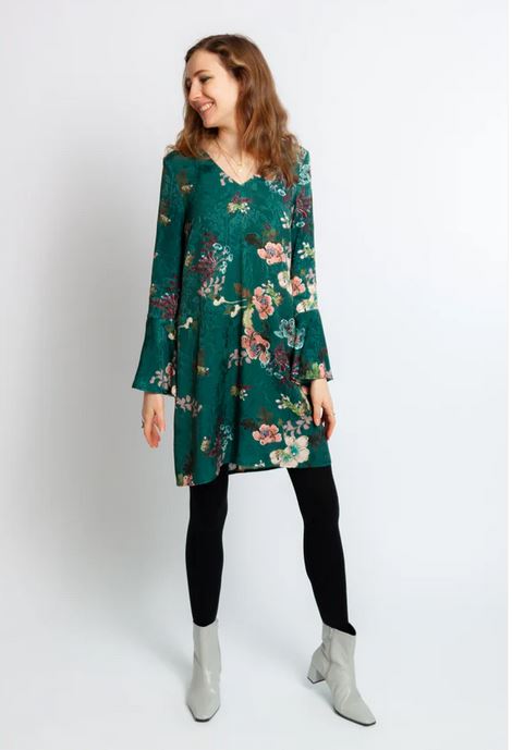 Papierschnittmuster V-Ausschnitt Kleid Nora