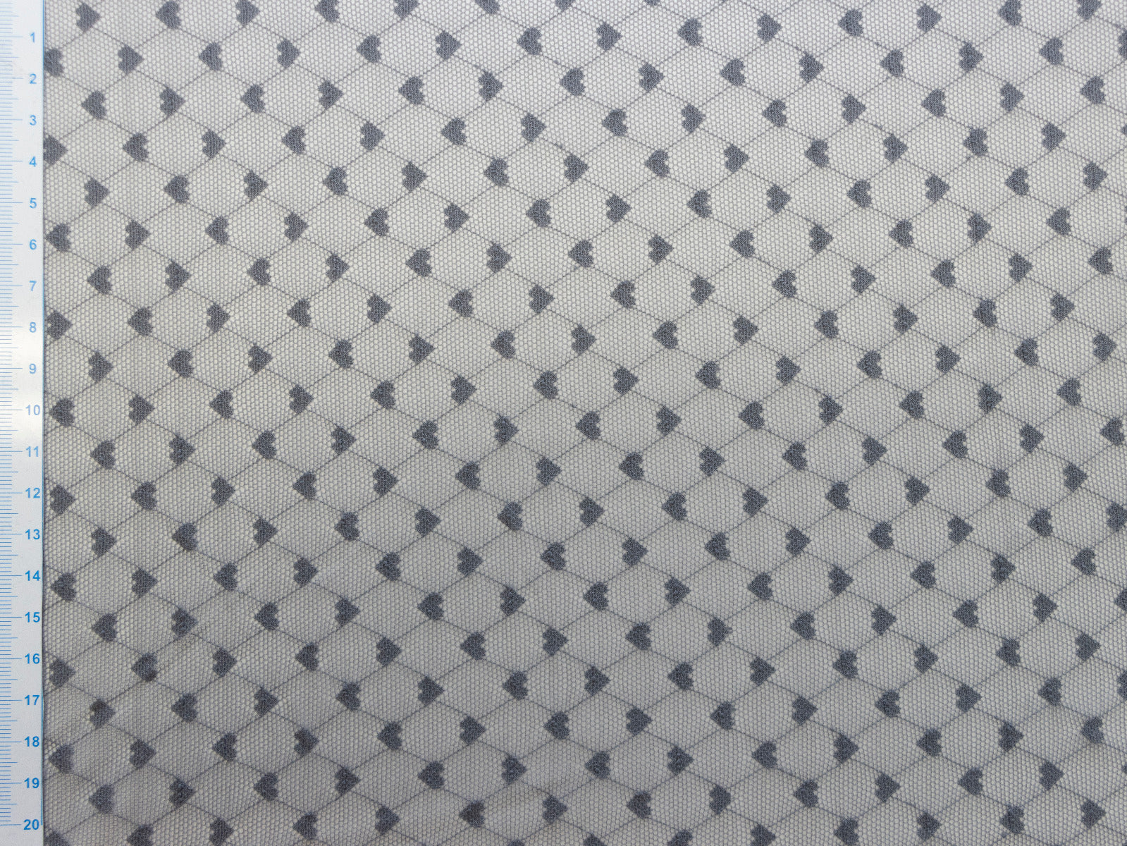 Elastischer Softtüll - Herzen