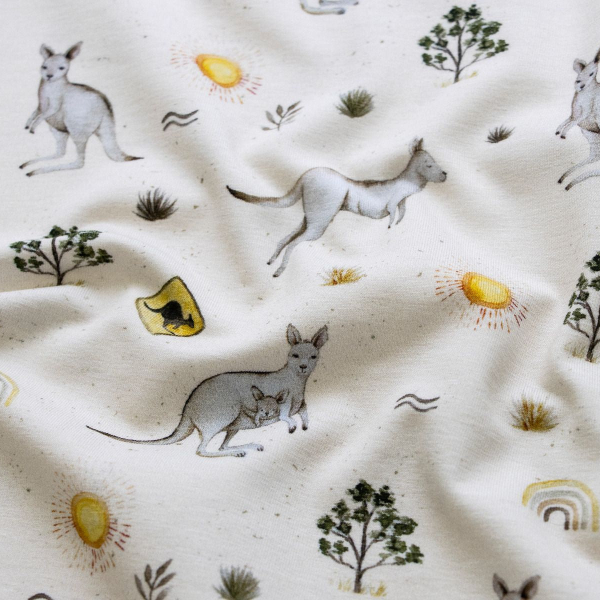 Jersey Swafing Australien by Christiane Zielinski - hüpfende Kängurus