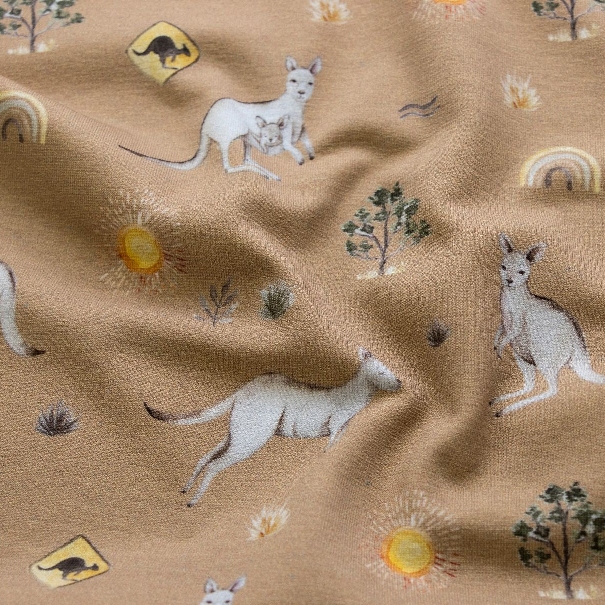 Jersey Swafing Australien by Christiane Zielinski - hüpfende Kängurus