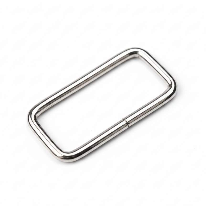 Taschenschlaufe Silber - closeup