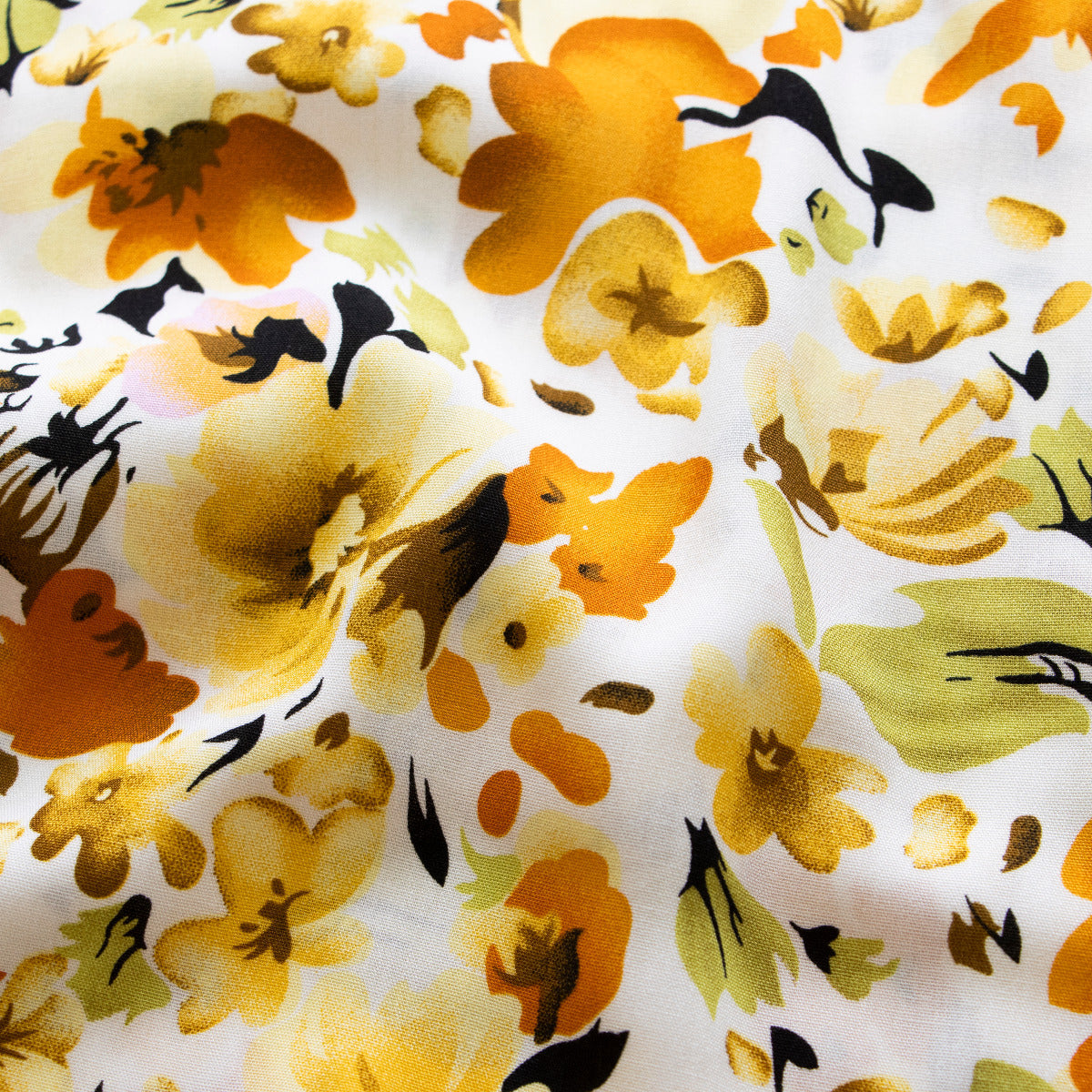 Webware Viskose - verschiedene Blüten - weiß