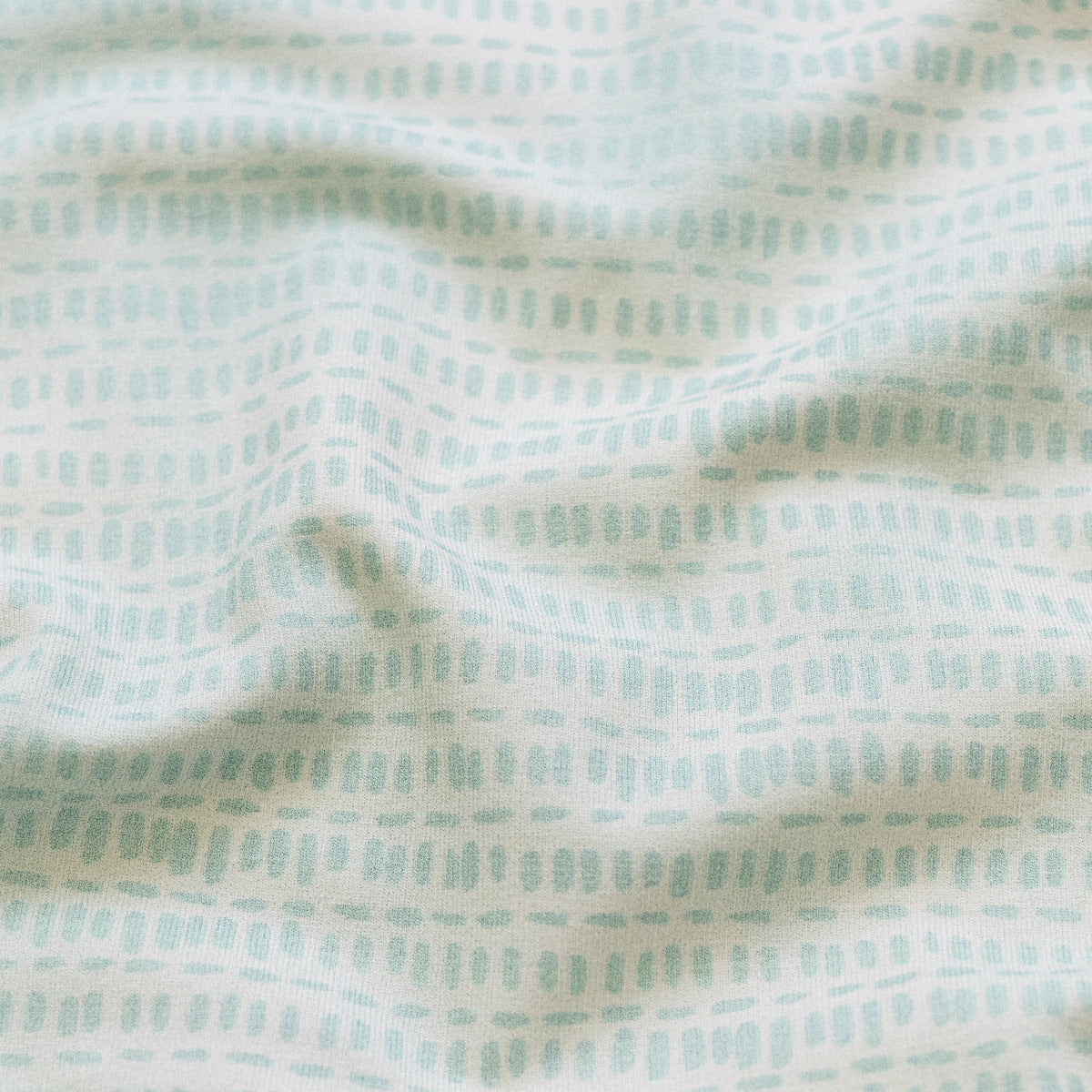 Jersey Swafing Graphic Bunnny - Hasenspuren - weiß-mint