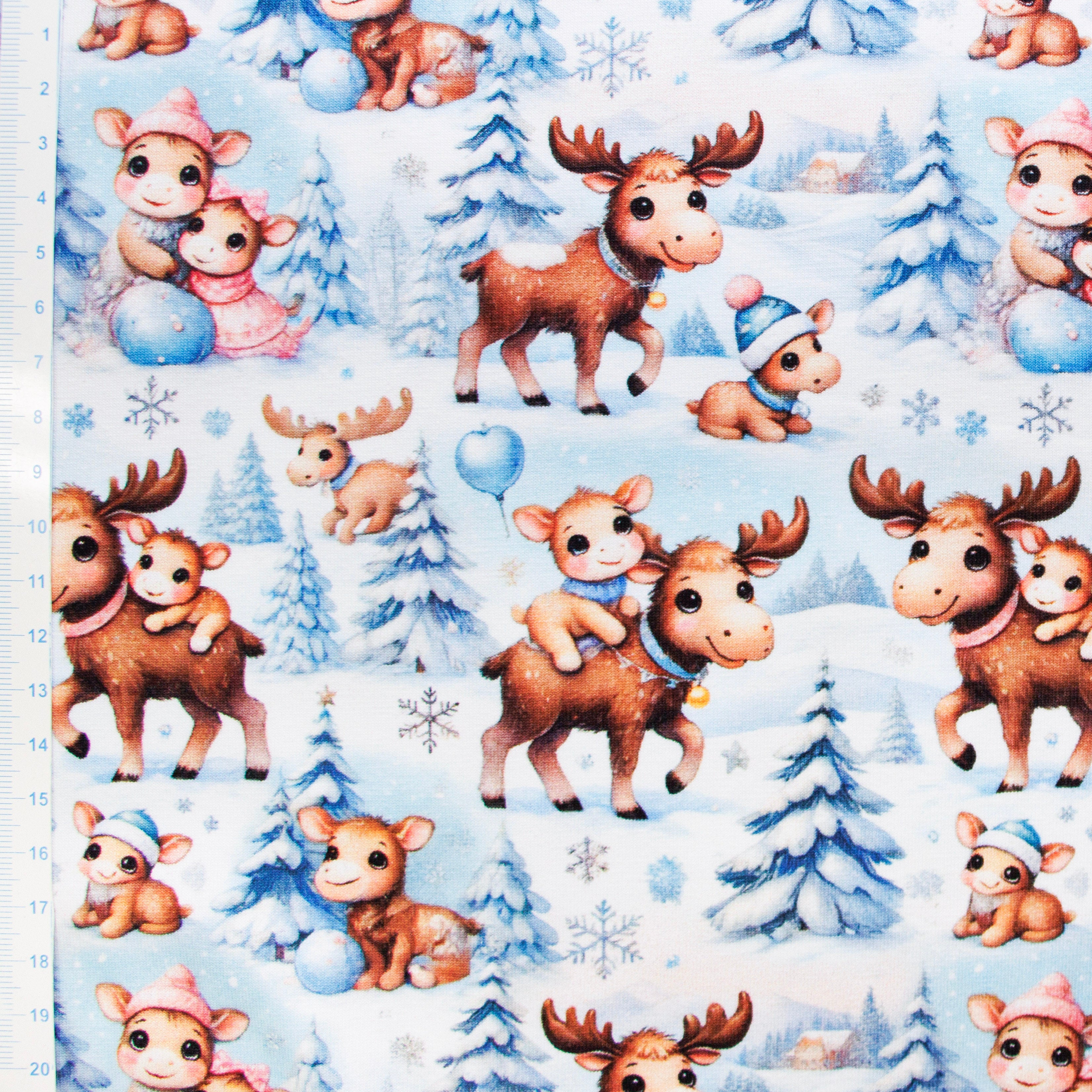 Baumwolle Jersey Digitaldruck Stoff -  Niedliche Elche im Winterwald - weiß - blau