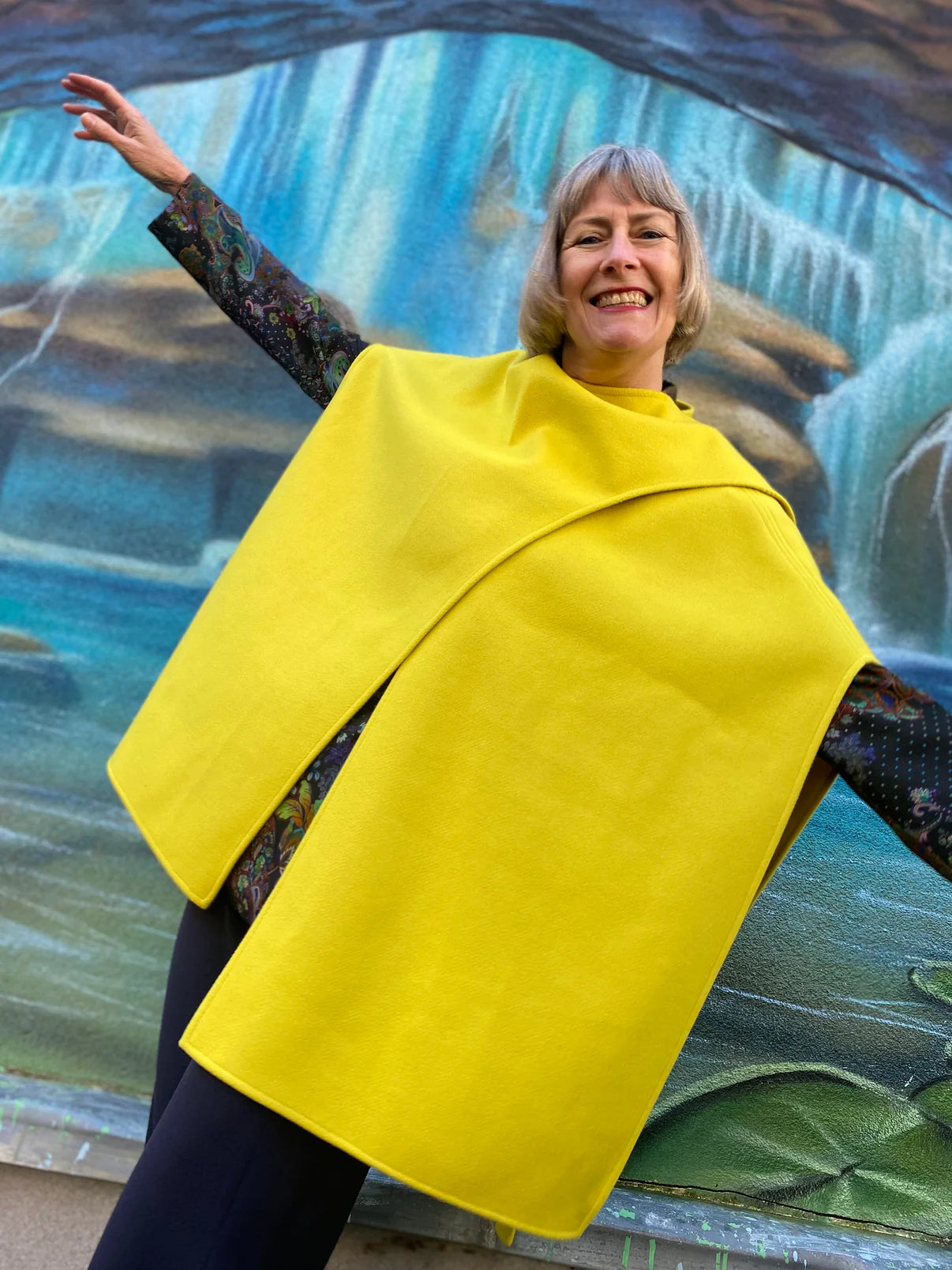 Papierschnittmuster Cape Brixen