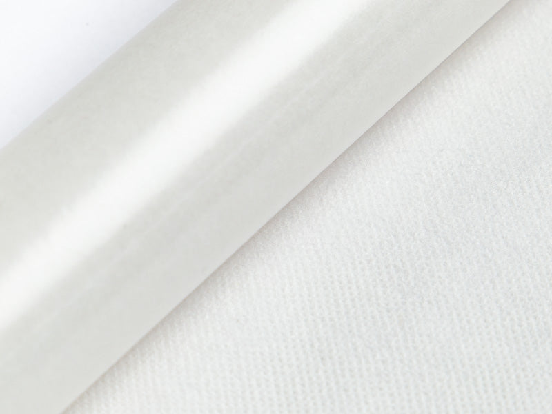 Wasserlösliches Stickvlies Avalon FIX, selbstklebend Madeira