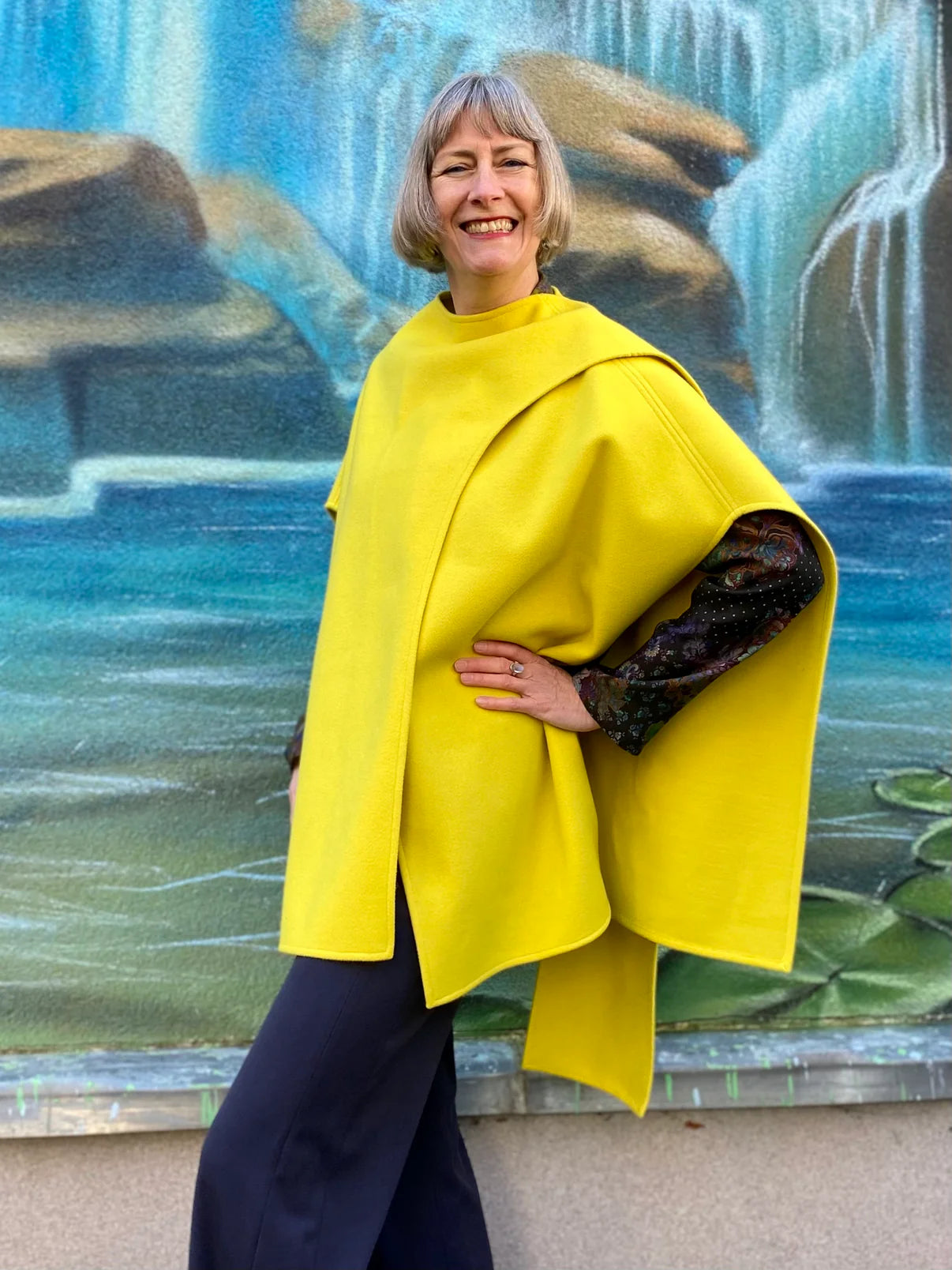 Papierschnittmuster Cape Brixen