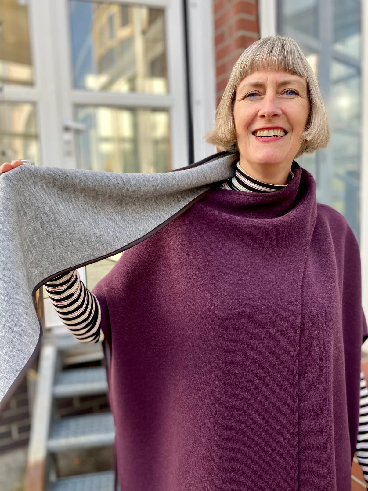 Papierschnittmuster Cape Brixen