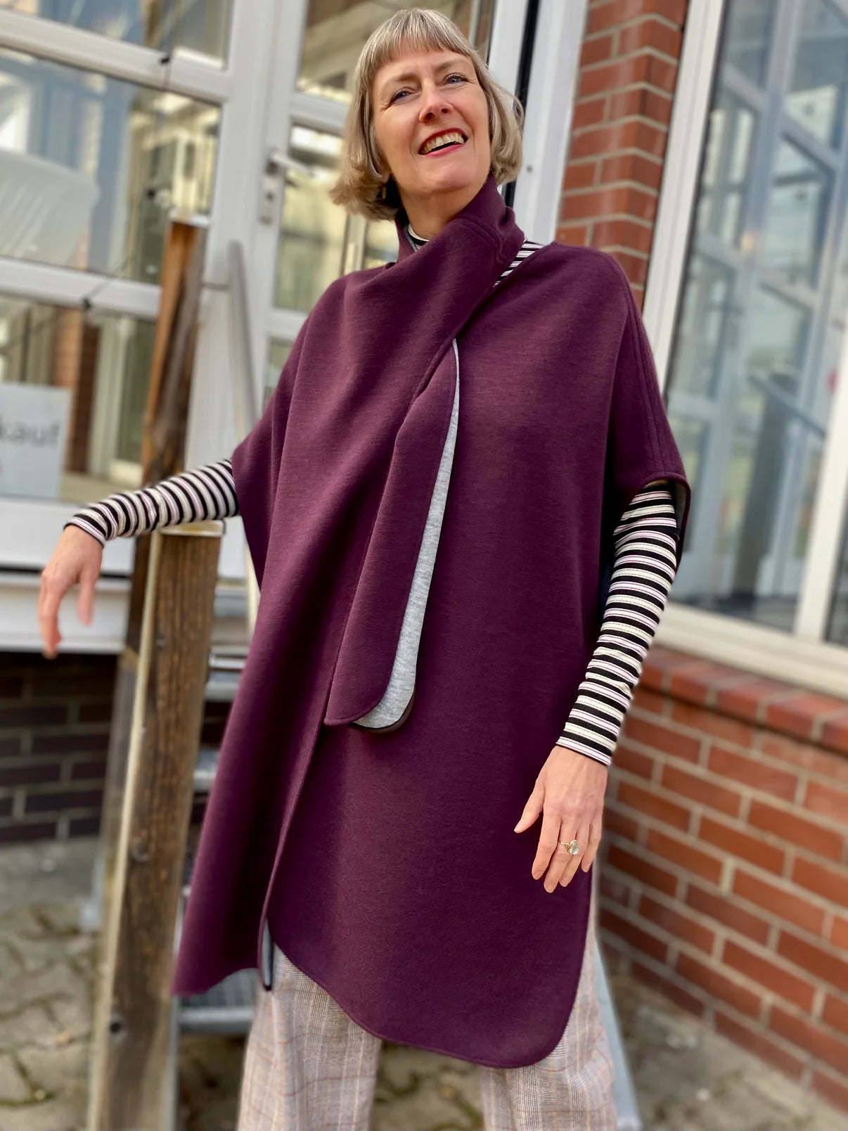 Papierschnittmuster Cape Brixen