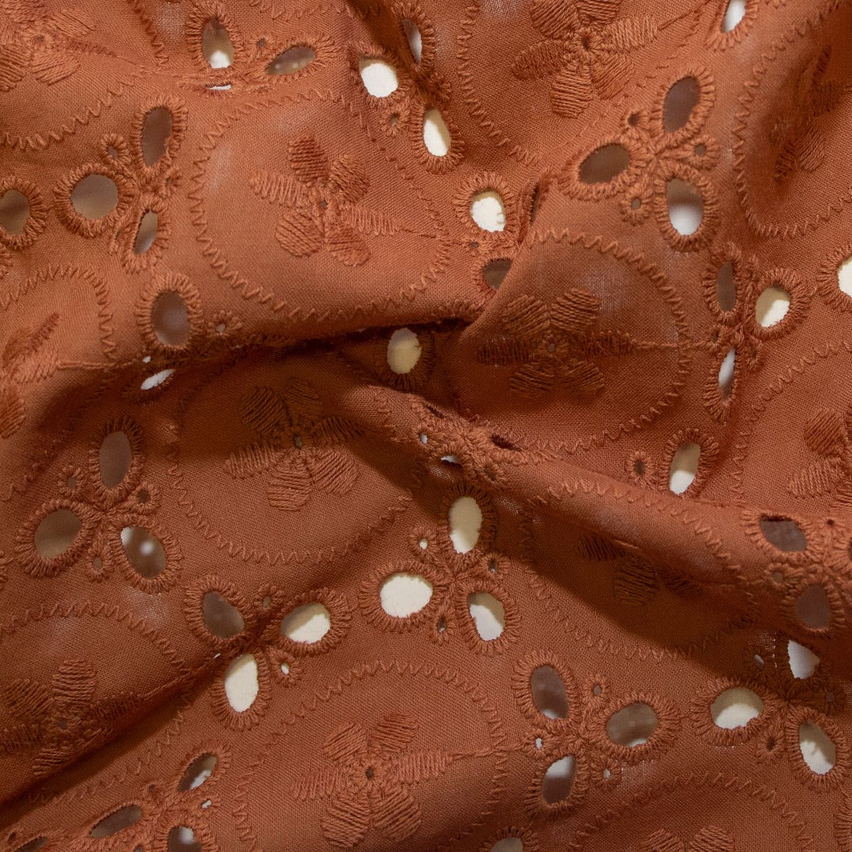 Webware Baumwolle Broderie - Lochstickerei - Abstraktes Muster