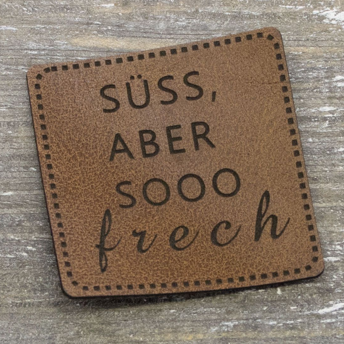 Label Kunstleder KDS - Süss, aber sooo frech